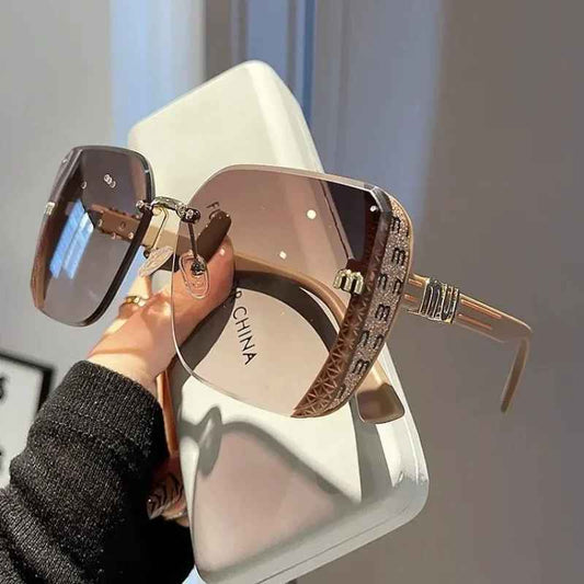 2026 New Fashion Cool Sunglasses Women Luxury Brand Letters Anti Strong Light Vintage Rimless Sun Glasses Ladies Gafas UV400